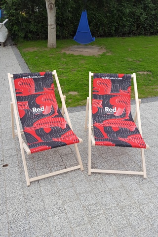 Publicidad en la tumbona - impresión de un logotipo individual